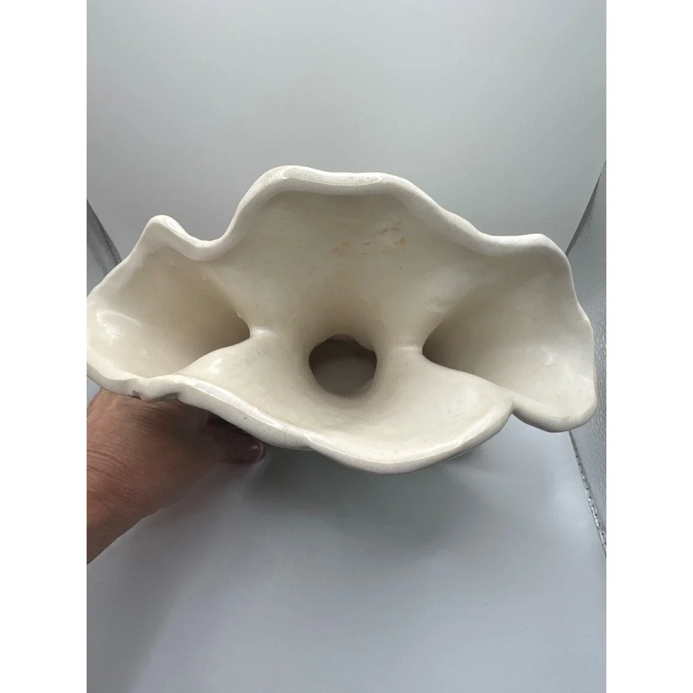 Vintage McCoy Pottery Calla Lily Triple Vase Hand Painted Cream Green 6.25in